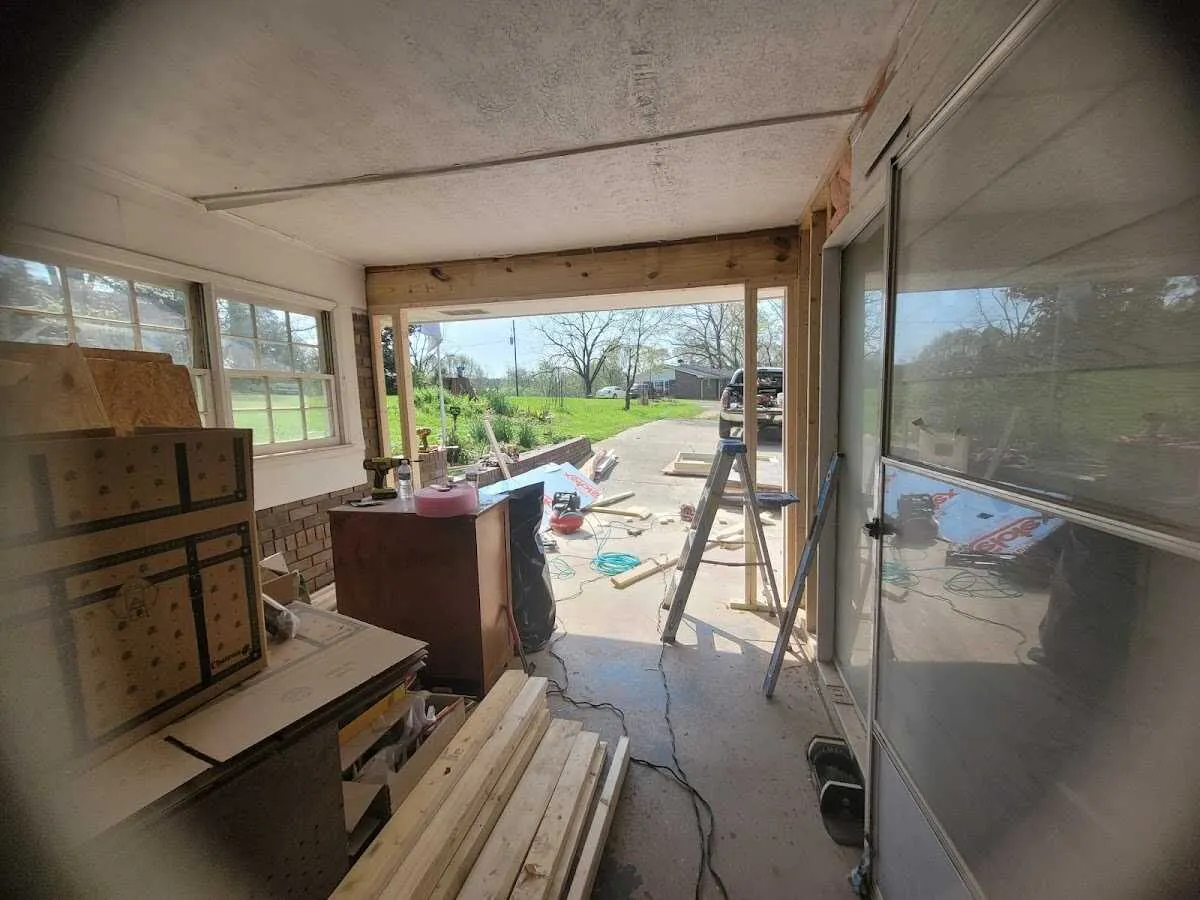 Air movers and dehumidifier for Drying & Dehumidification in Liberty